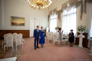 Свадьба в Санкт-Петербурге. Церемония во дворце бракосочетания. Свадебный фотограф Дмитрий Фуфаев.