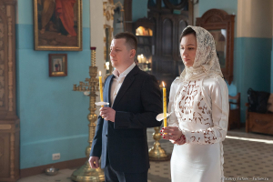 Таинство венчания Дмитрия и Марины. Фотограф на венчание Дмитрий Фуфаев.