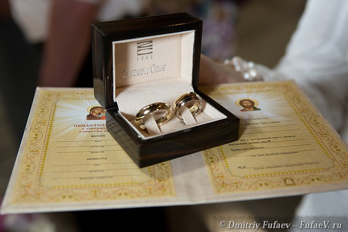 Фотограф на венчание, обручальные кольца фото