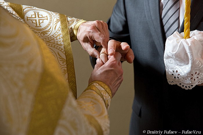 Венчание в Храме Ильи Пророка, фотограф на венчание в СПб, обручение фото