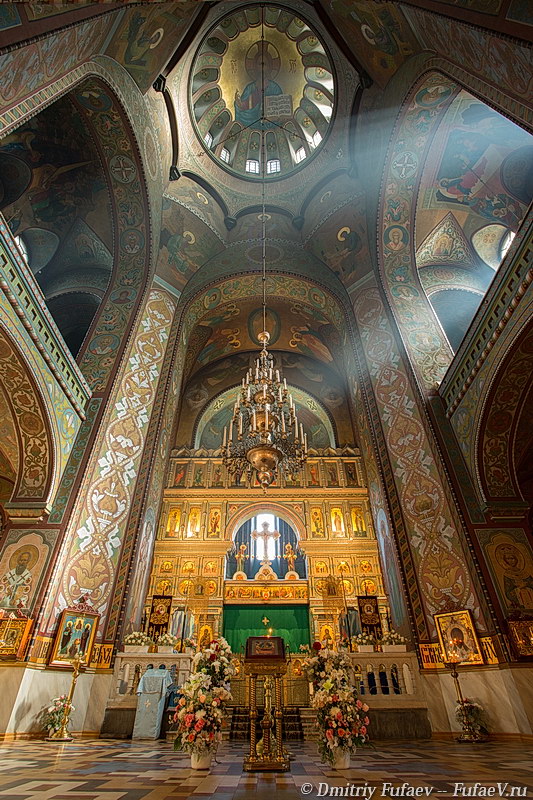 Внутреннее убранство собора фото Д. Фуфаева