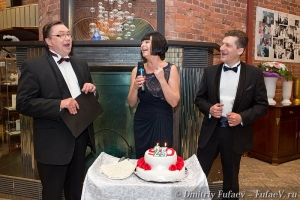 Яркие эмоции на семейном торжестве. Фотограф на юбилей,  семейное торжество, Дмитрий Фуфаев