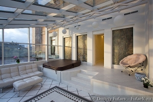 Мансарда в лучах заходящего солнца. Интерьеры в СПб.