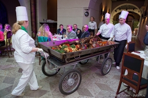 Фотограф на юбилей, день рождения, в замке, на природе, жаркое на телеге