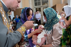 Причастие после Крещения. Фотограф на крещение в СПБ