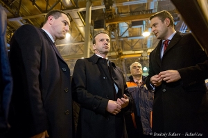 Вице-премьер России Аркадий Дворкович  на Кировском заводе.