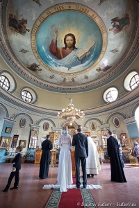 Съемка венчания в Храме Ильи Пророка фото храма