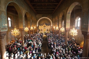 Сергиевский храм в день 700 летия фото