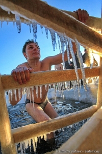 Праздник Крещение Господне. Иордань на Неве. Фото Дмитрия Фуфаева.