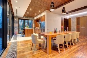 Интерьеры коттеджа. Столовая.  Фотограф интерьеров Дмитрий Фуфаев.