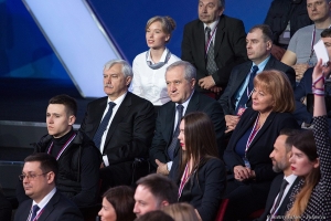 Губернатор Санкт-Петербурга Георгий Полтавченко  на пленарном заседании. Медиафорум 