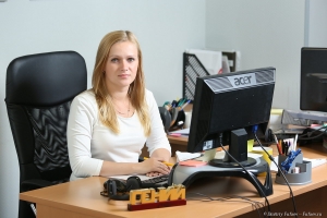 Портрет на рабочем месте. Фотосъемка сотрудников. Фотограф Дмитрий Фуфаев.