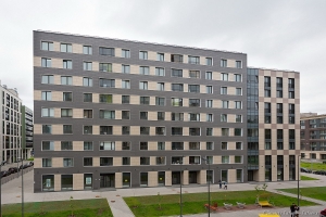 Современный новый дом в котором расположена квартира представленная в данном альбоме. Фото Дмитрия Фуфаева - фотосъемка элитной недвижимости.