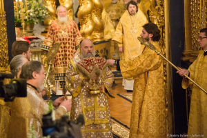 Вынос Святых Даров. Фото: Православный фотограф Дмитрий Фуфаев.