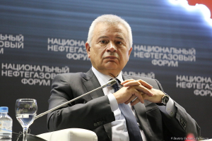 Вагит Алекперов Президент,   ПАО «ЛУКОЙЛ» - фото на Национальном Нефтегазовом форуме в Москве. Фотограф на официальное мероприятие Дмитрий Фуфаев.