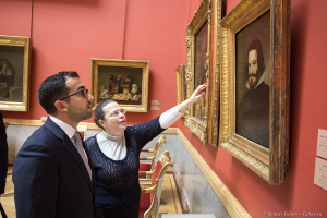 Делегация Эмирата Шарджа в Эрмитаже. Фотограф Дмитрий Фуфаев.