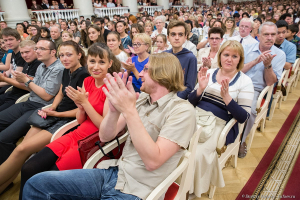 Зрители во время концерта в Большом зале филармонии им. Шостаковича. Фотограф на концерт Дмитрий Фуфаев.