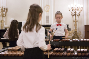 фото Ансамбль  на отчетном концерте ДМШ в Филармонии. Фотограф на концерт Дмитрий Фуфаев.