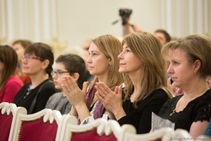 фотоОтчетный концерт в Филармонии. Зрители на выступлении. Фотограф Дмитрий Фуфаев.