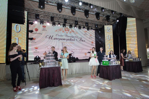 Выпускной в Летнем Дворце 2017. Фотограф на выпускной Дмитрий Фуфаев.