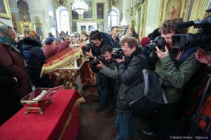 Мощи святой мученицы Татианы 10 ноября впервые принесены в Санкт-Петербург. Мощи будут находиться  в Спасо-Преображенском соборе до 27 ноября. Фото Дмитрия Фуфаева.