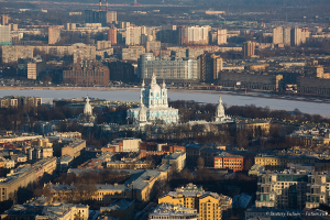 Ансамбль Смольного собора.  Санкт-Петербург с птичьего полета. Фотосъемка с вертолета.Достопримечательности города на Неве с необычных ракурсов. Аэрофотосъемка.  Фотограф Дмитрий Фуфаев.