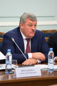 Гапликов Сергей Анатольевич на заседании. Фотограф Дмитрий Фуфаев.