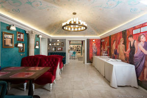 Фотосъемка ресторанного комплекса Симпозиум в центре Санкт-Петербурга. Фотограф Дмитрий Фуфаев.