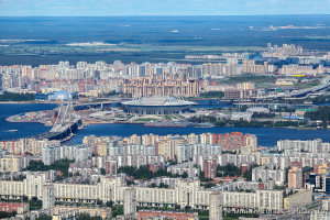 Город с высоты. Нева, стадион Зенит Арена, Конная Лахта, Васильевский остров Санкт-Петербурга. Фотограф Дмитрий Фуфаев.