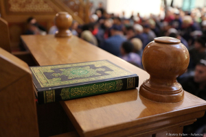 В Соборной мечети. Санкт-Петербург в день праздника Ураза-Байрам. Фотограф Дмитрий Фуфаев.