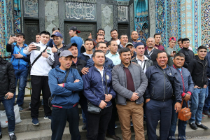 В Праздник  Ураза-Байрам 15.06.2018 в  Санкт-Петербурге.  Фотограф Дмитрий Фуфаев.