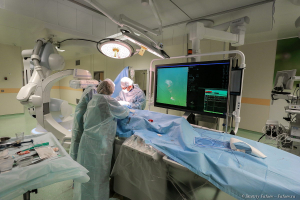В операционной. Репортаж о клинике. Фотограф Дмитрий Фуфаев.