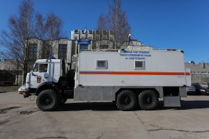 Учения по спасению пострадавших в катастрофах при массовых поступлениях НИИ им. Джанелидзе.  Фотограф Дмитрий Фуфаев.