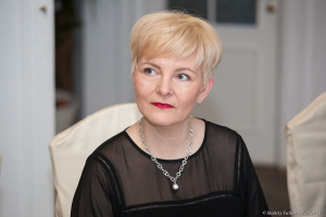 Фотограф на юбилей. Портреты за столом. Фотограф Дмитрий Фуфаев.