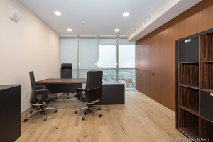 Фотосъемка интерьеров офисных помещений в БЦ Лидер Тауэр в Санкт-Петербурге. Фотограф Дмитрий Фуфаев.