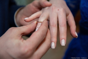 Свадебные кольца на церемонии бракосочетания. Свадебный фотограф Дмитрий Фуфаев.