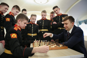 Шахматный клуб Суворовского училища 