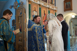 Венчание в храме г. Зеленогорска. Фотограф на венчание Дмитрий Фуфаев.