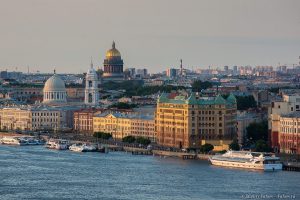 Восход над Невой. Санкт-Петербург - Северная Венеция. Фотограф Дмитрий Фуфаев.