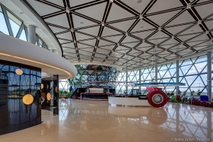 Уникальный комплекс Игора драйв. Холл первого этажа. Фотограф Дмитрий Фуфаев - интерьерная фотосъемка.