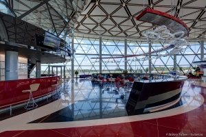 Зона ресторана первого этажа. Фотограф Дмитрий Фуфаев.