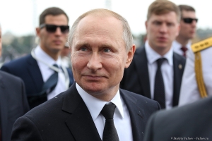 Владимир Владимирович Путин на празднике Дня ВМФ в Санкт-Петербурге 2019 году. Фотограф на мероприятие Дмитрий Фуфаев.
