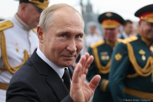 Владимир Владимирович Путин на празднике Дня ВМФ в Санкт-Петербурге 2019 году. Фотограф на мероприятие Дмитрий Фуфаев.