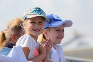 Зрители. Военно-морской парад. Праздник ВМФ в Санкт-Петербурге 2019 г. фотограф на мероприятие Дмитрий Фуфаев.