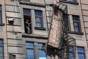Обрушились балконы на Кирочной улице в Санкт-Петербурге. Фотограф Дмитрий Фуфаев.