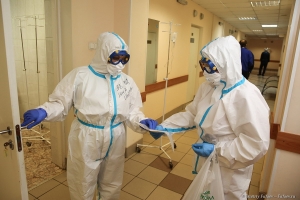 Работа в красной зоне. Больница Семашко COVID19. Фоторепортаж Дмитрий Фуфаев июнь 2020.