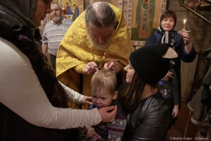 Фотосъемка крещения в храме Симеона Богоприимца.  Скачки.  Фотограф на крещение Дмитрий Фуфаев.