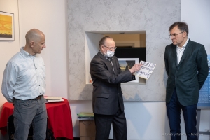 На открытии фотовыстаки Петербург Александра Петросяна в Фотолетописи Санкт-Петербурга на Невском проспекте 88. Декабрь 2021года.