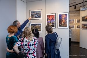 На открытии фотовыставки Петербург Александра Петросяна в Фотолетописи Санкт-Петербурга на Невском проспекте 88. Декабрь 2021года.