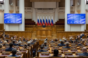 Президент Российской Федерации Владимир Путин на встрече с членами Совета законодателей РФ при Федеральном Собрании в Таврическом дворце Санкт-Петербурга. 2024.04.26